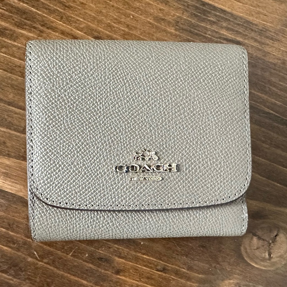 Trifold NWT Coach Wallet